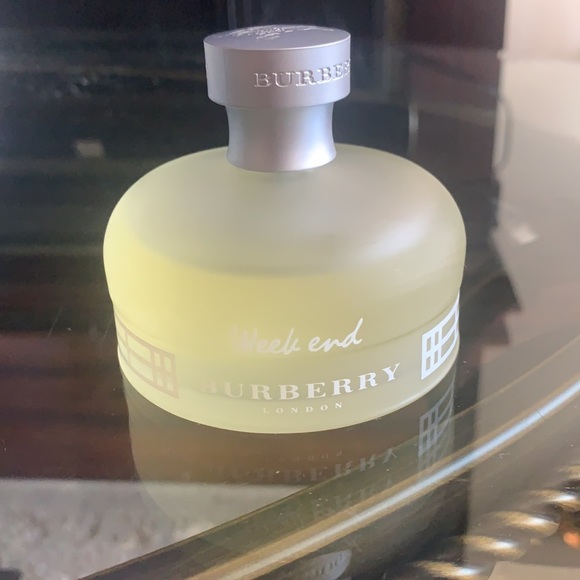 BURBERRY Weekend - Picture 2 of 3